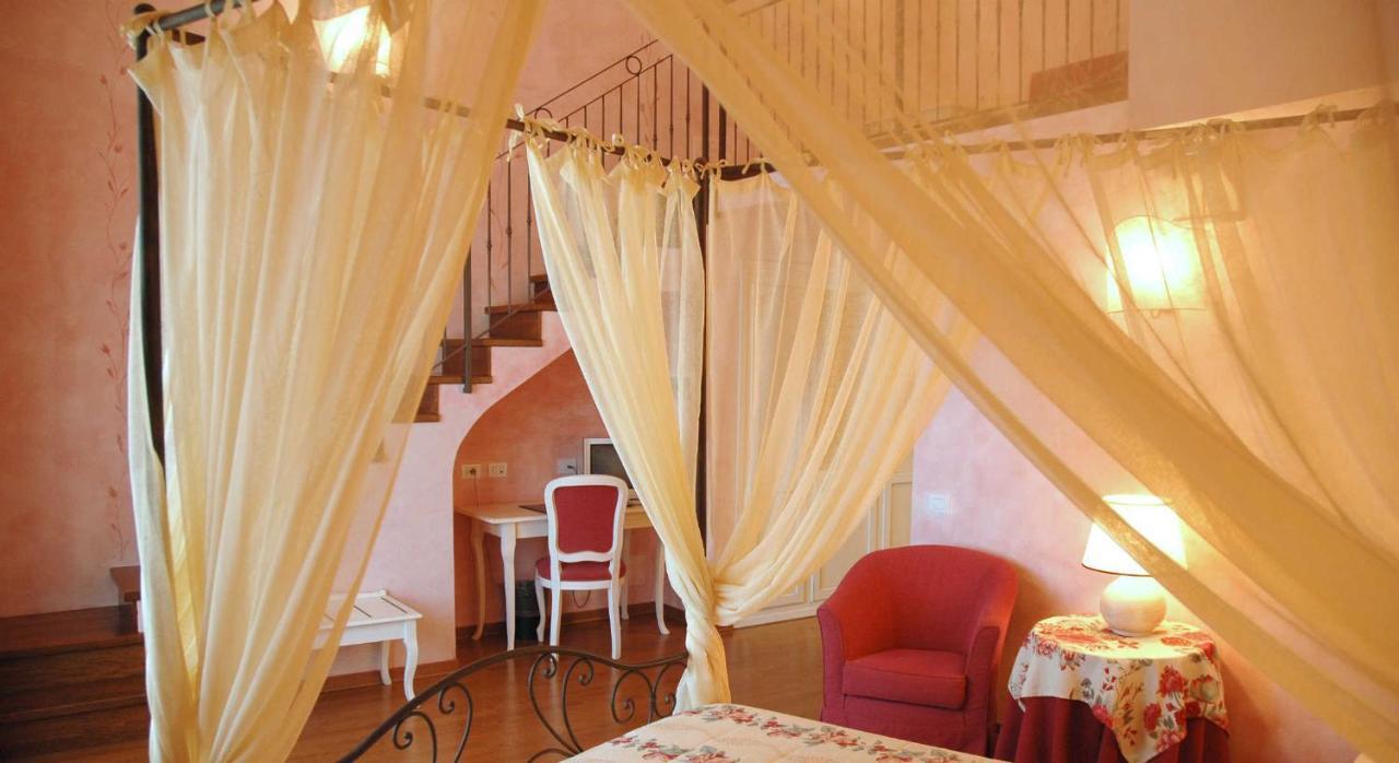 Hotel Borgo Di Cortefreda - Place Of Charme Tavarnelle Val di Pesa Quarto foto